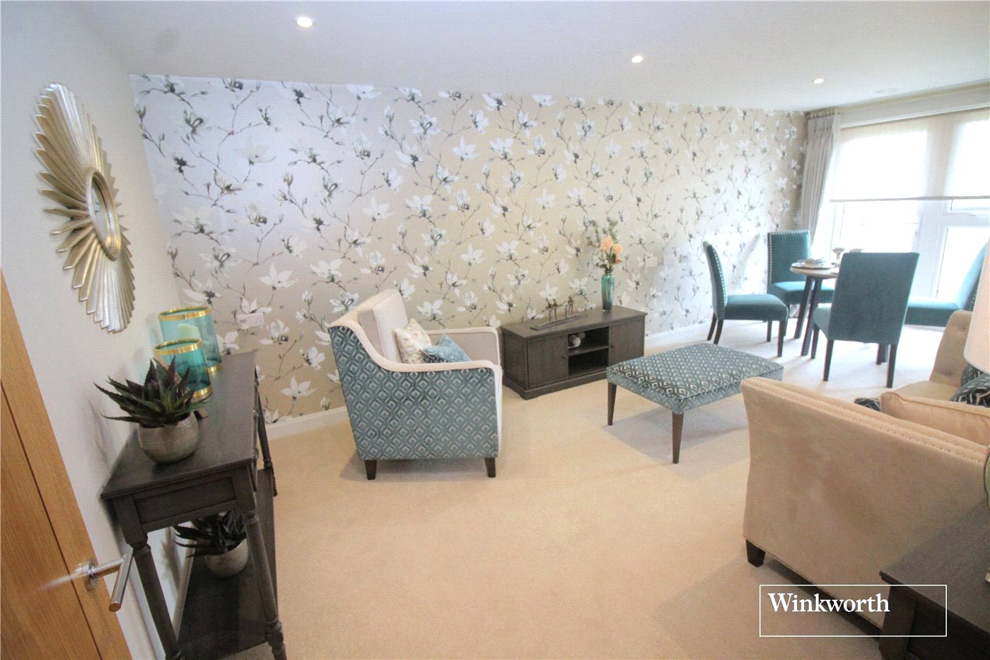 2 Bed Show Flat